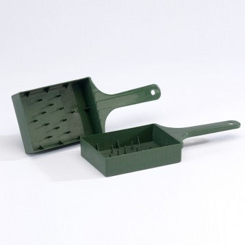 One Single Green Shovel Plastic Spray Dish Handle