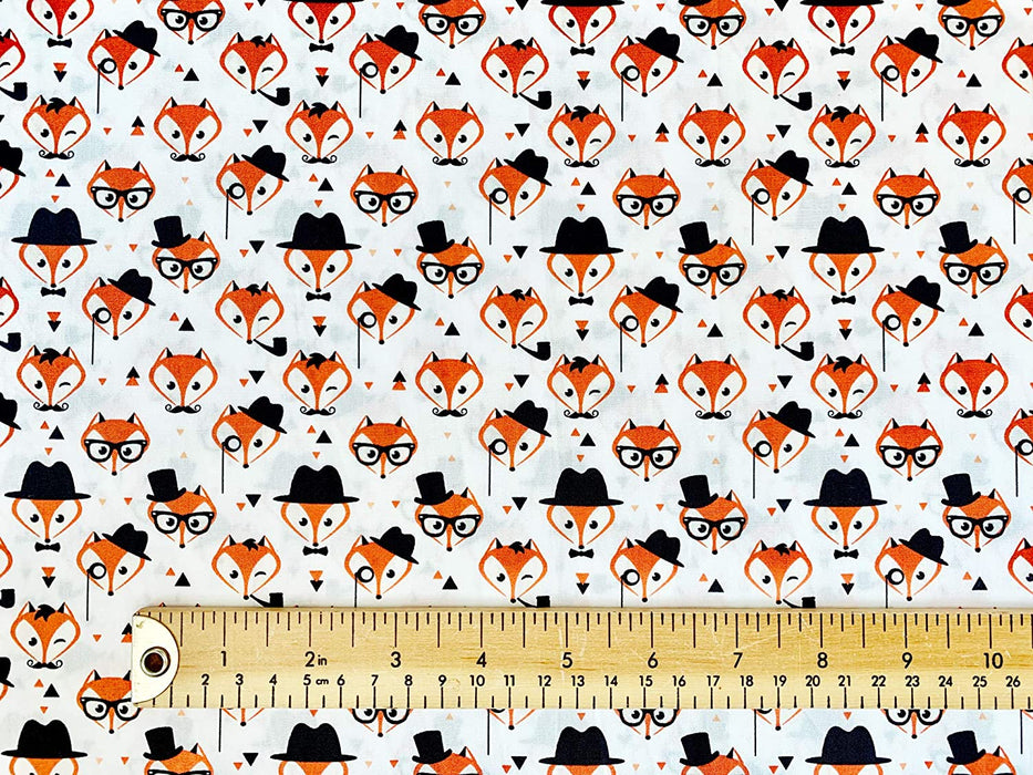 1 Metre 100 % Cotton Poplin Fabulous Mr. Fox Width: 110cm (45 inches)