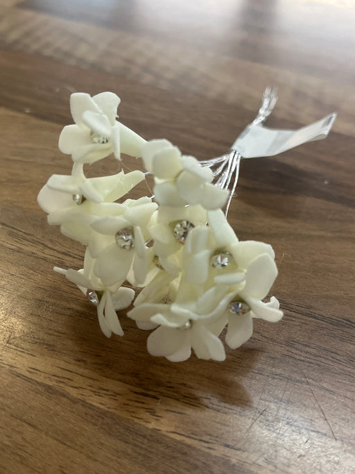 1.5mm diamante foam lily ivory miniature flower 10 stem