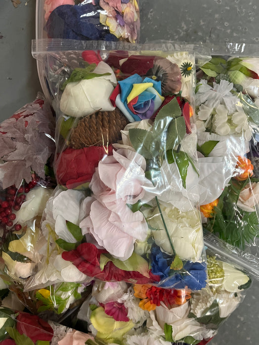 Bag of flower heads random sizes and colours a complete surprise!