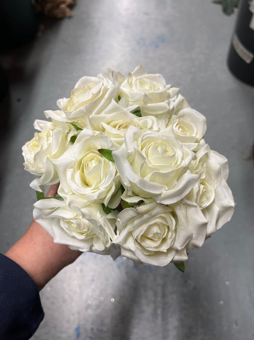 10 Head 6cm diameter Rose Bunch x 30cm - ivory
