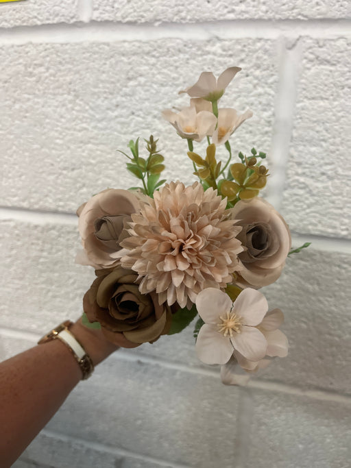 Rose blossom carnation mocha brown mix