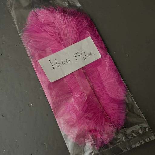 10 ostrich feathers Vibrant Pink