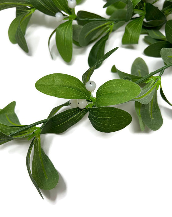 6ft Mistletoe Garland