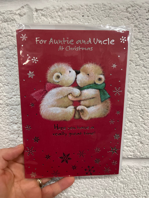 7x5" Christmas Card - Auntie & uncle - bears kissing image