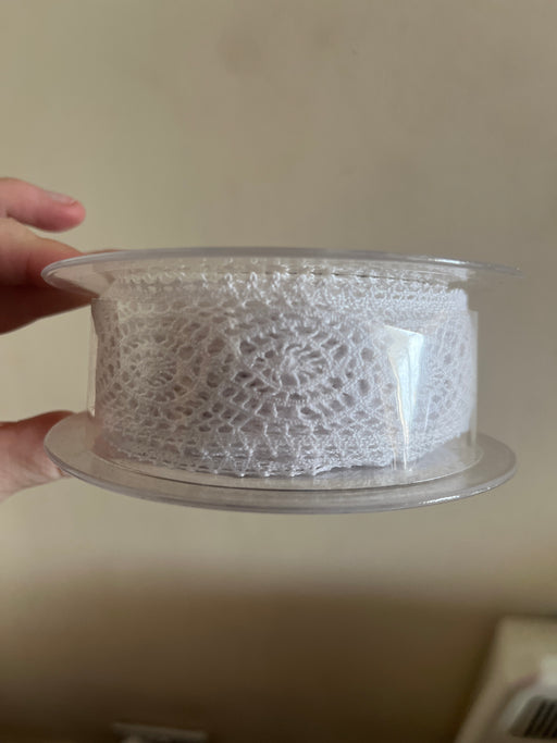 10m white lace ribbon