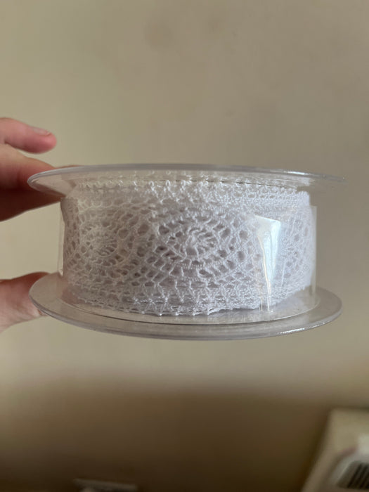 10m white lace ribbon
