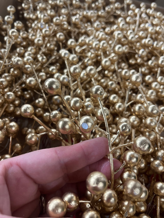 Berry Bunch x 5 Gold (may show polystyrene)