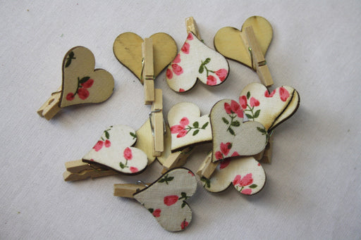 Floral Heart Mini Craft Pegs x 12