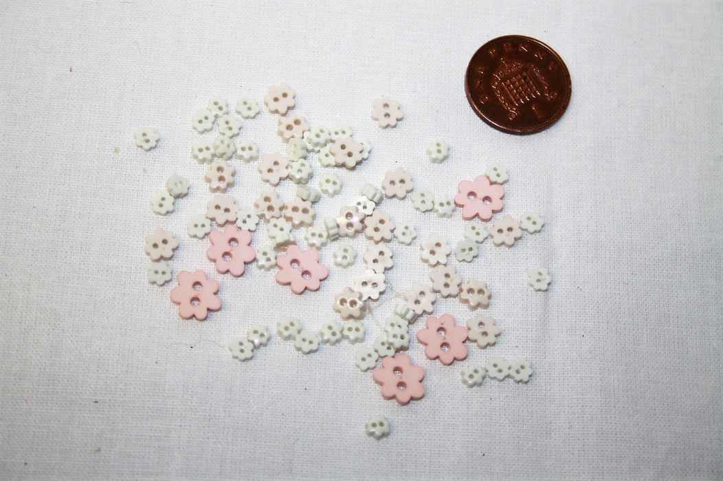 Mini Craft Pink & White  Flower Buttons 
