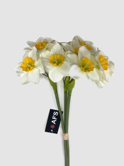 3 Stem White With Yellow Centre Daffodil Bundle x 40cm