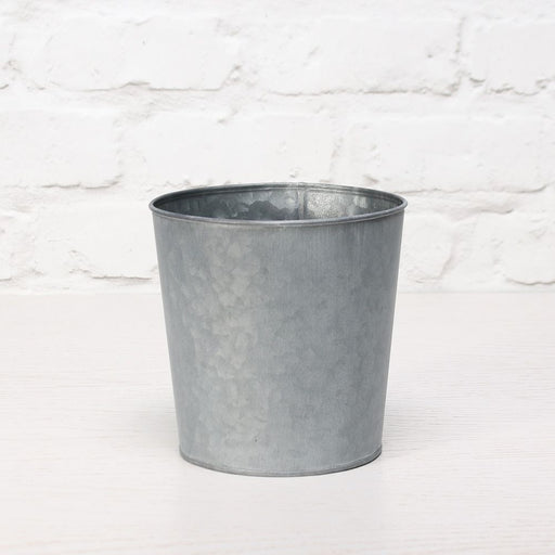 12cm Round Antique Grey Zinc Pot with Whitewash