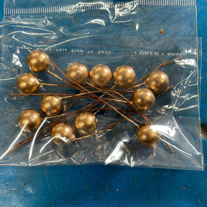 12 Wired Gold Berries