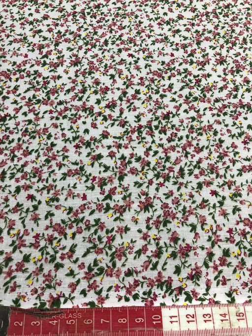 Polycotton Snapdragon Flowers x  45" Width - 1 metre