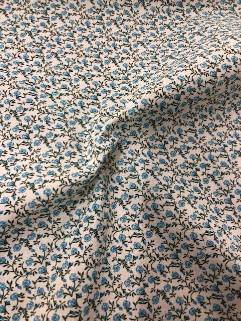 1 metre Blue Polycotton Fabric x 110cm -  Small Tea Rose