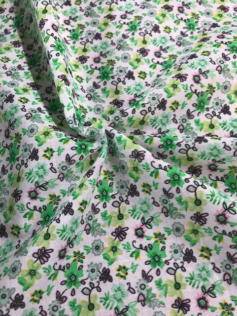 1m Green Polycotton Floral Primrose Fabric x 112cm